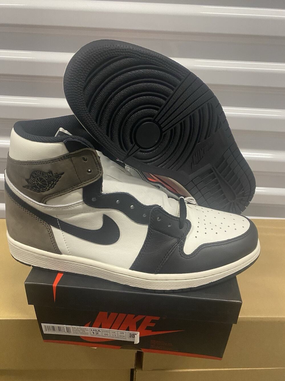 Jordan 1 Retro OG High Dark Mocha Sneakers Size 12